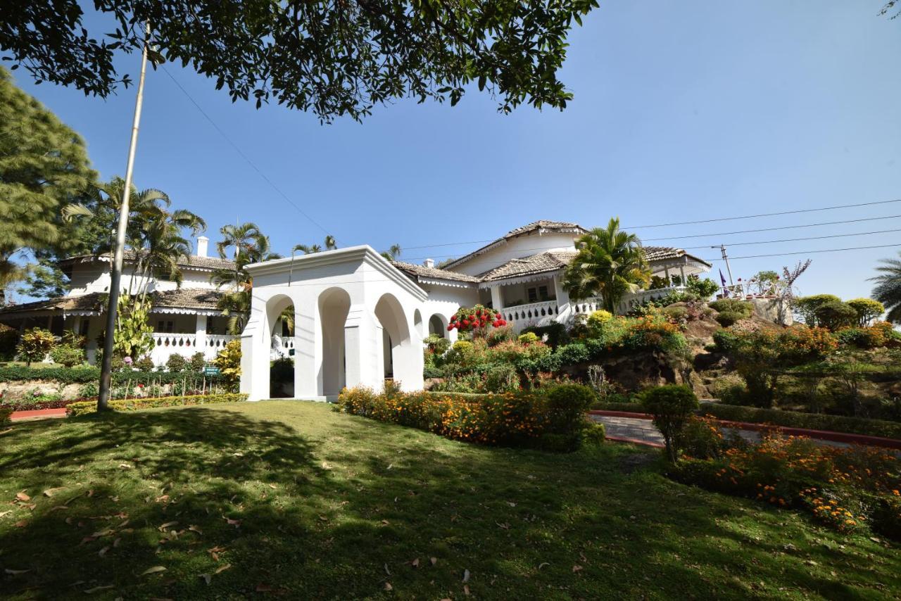 Hotel MPT Rock End Manor, Pachmarhī Exterior foto