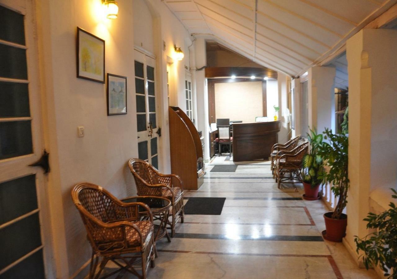 Hotel MPT Rock End Manor, Pachmarhī Exterior foto